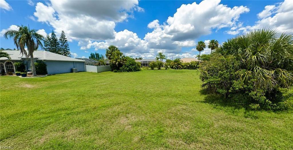 CAPE CORAL - Land