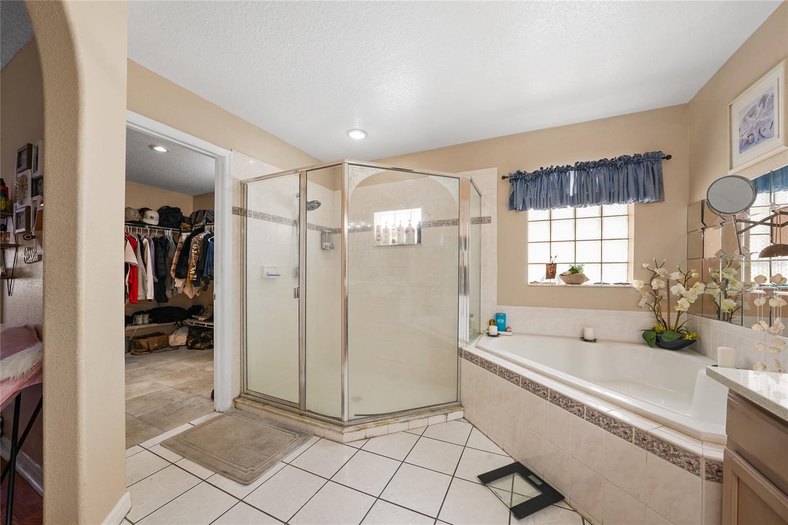 EAGLERIDGE PH 02 - Residential