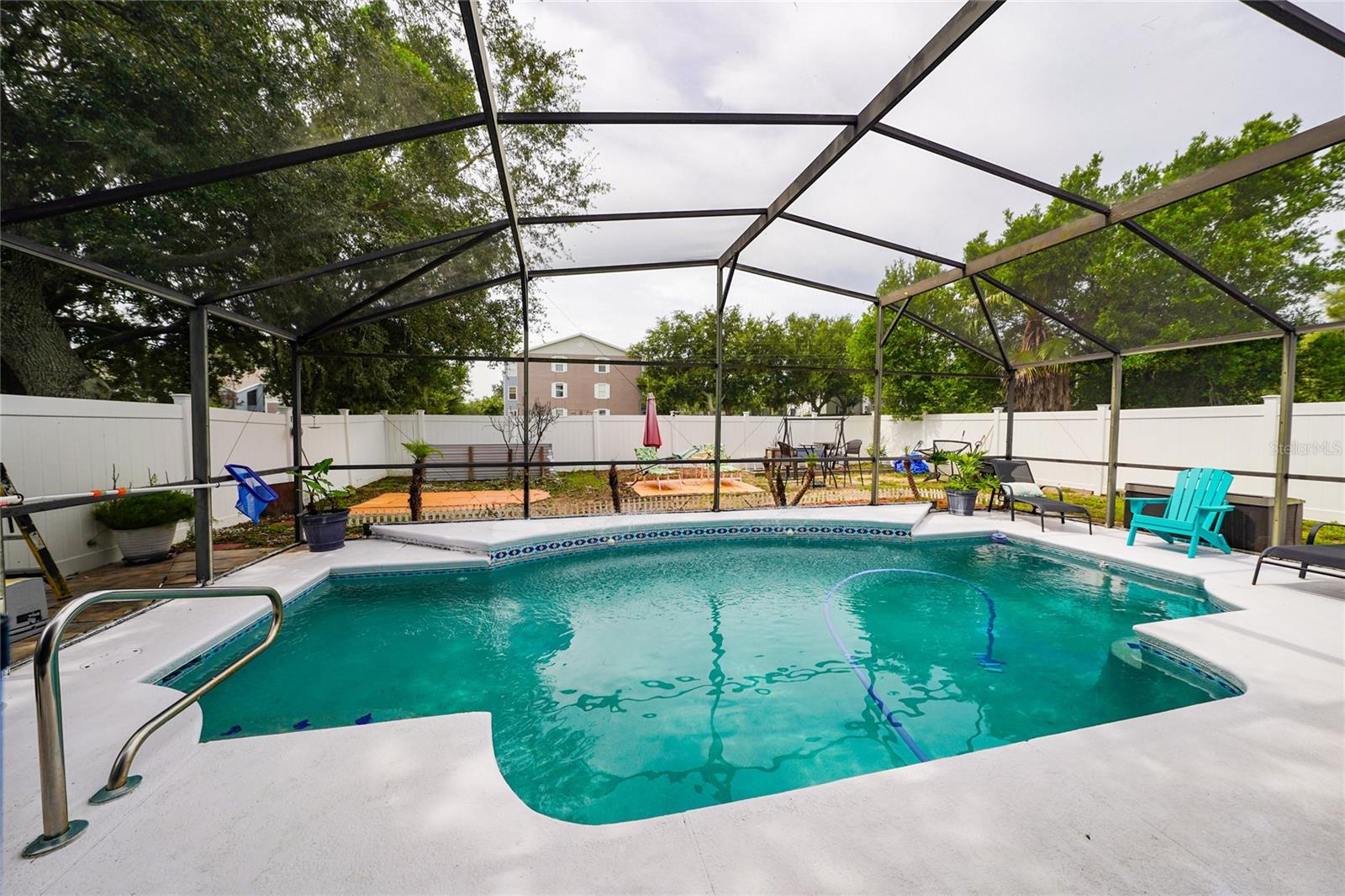EAGLERIDGE PH 02 - Residential