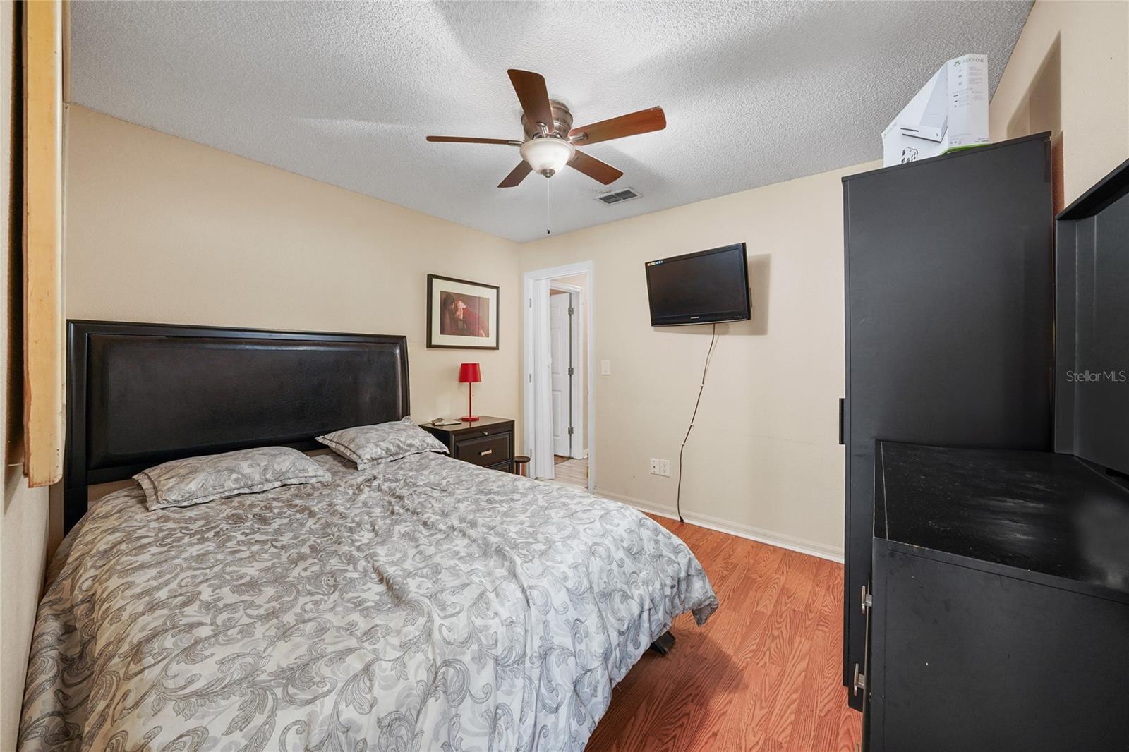 EAGLERIDGE PH 02 - Residential