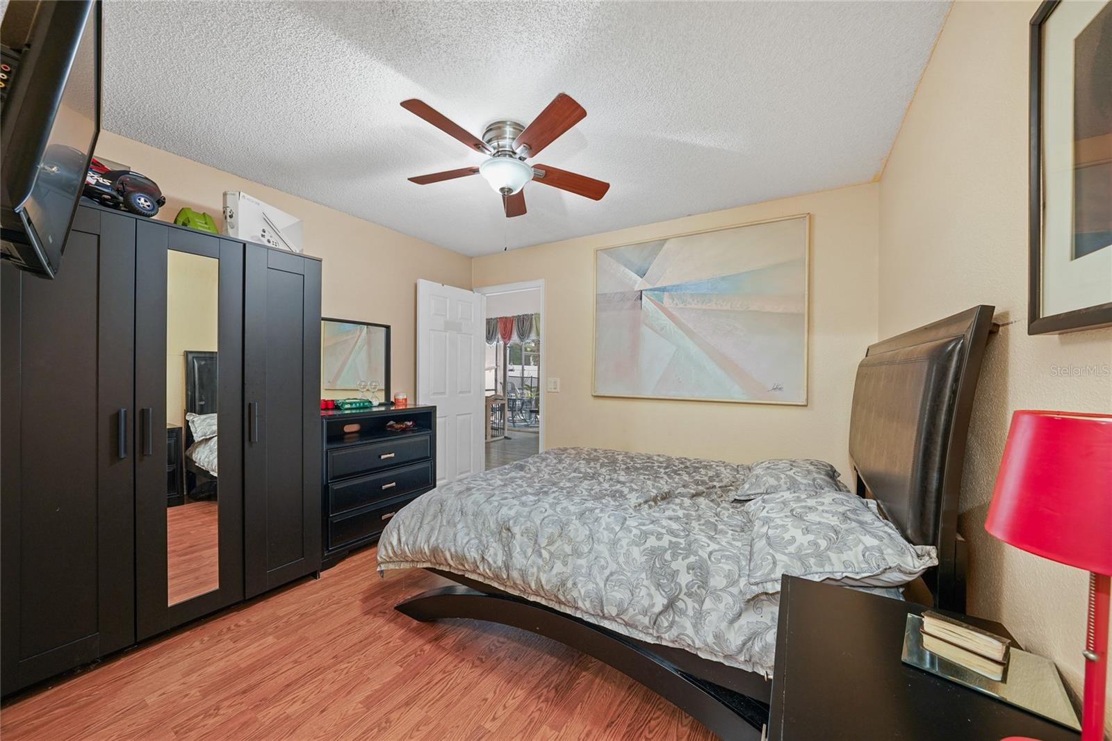 EAGLERIDGE PH 02 - Residential