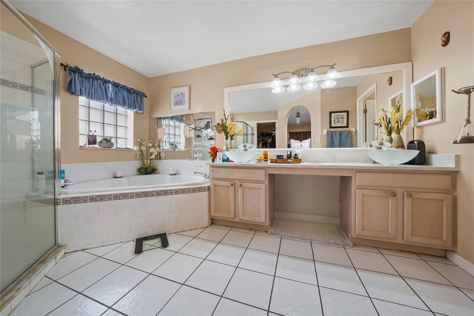 EAGLERIDGE PH 02 - Residential