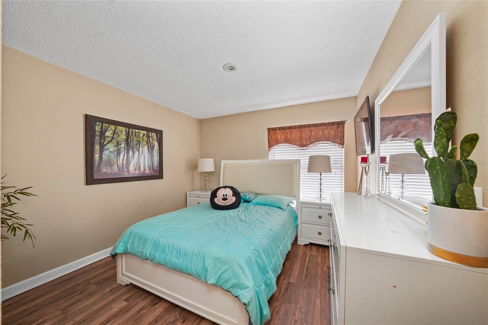 EAGLERIDGE PH 02 - Residential