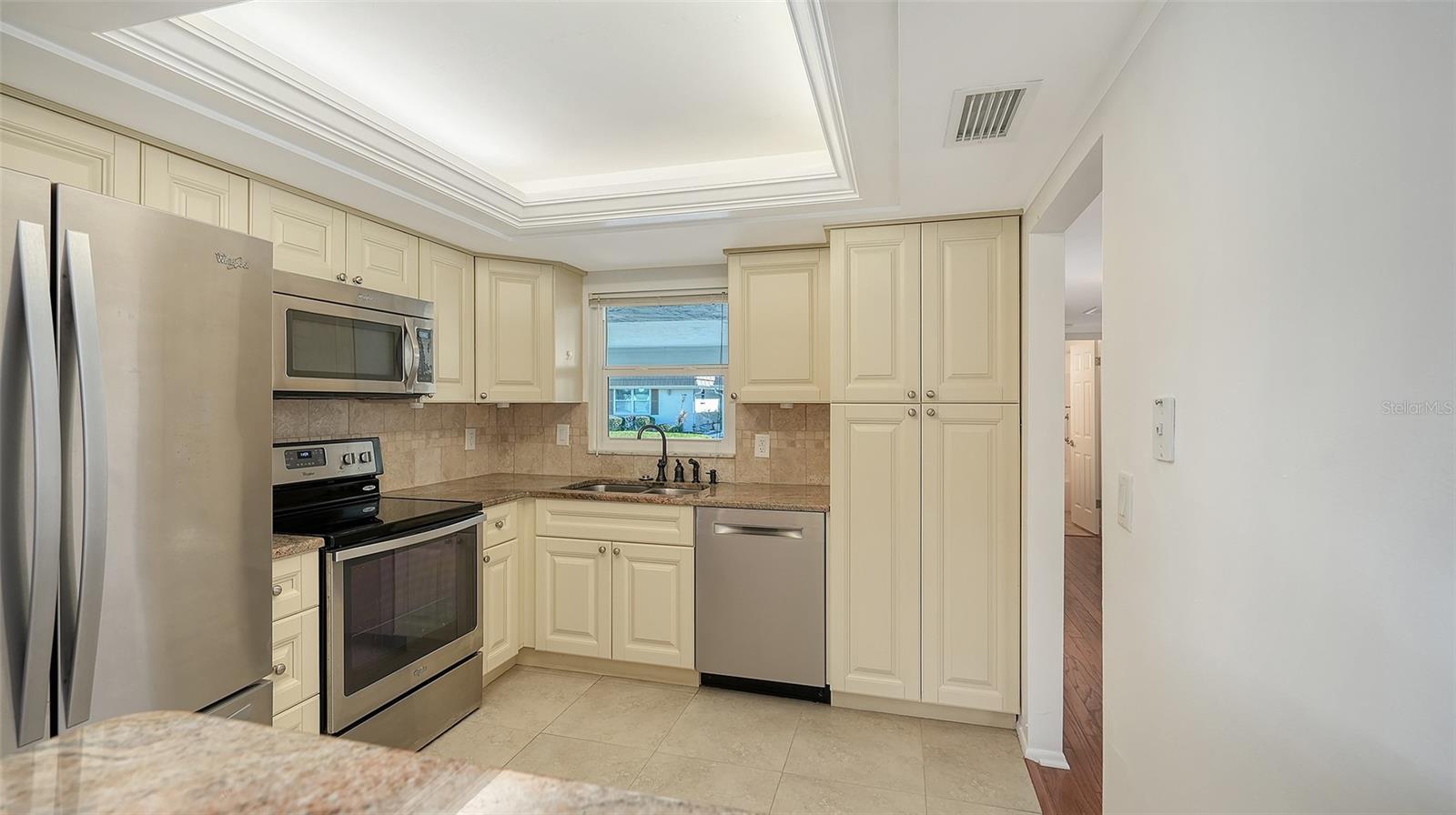 STRATHMORE RIVERSIDE II - Residential