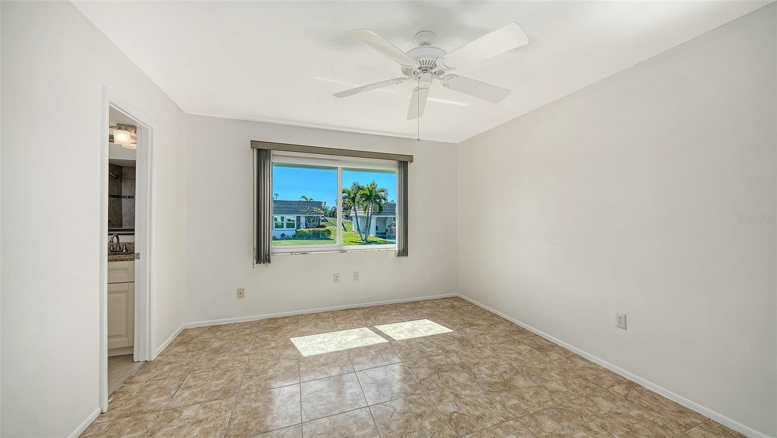 STRATHMORE RIVERSIDE II - Residential