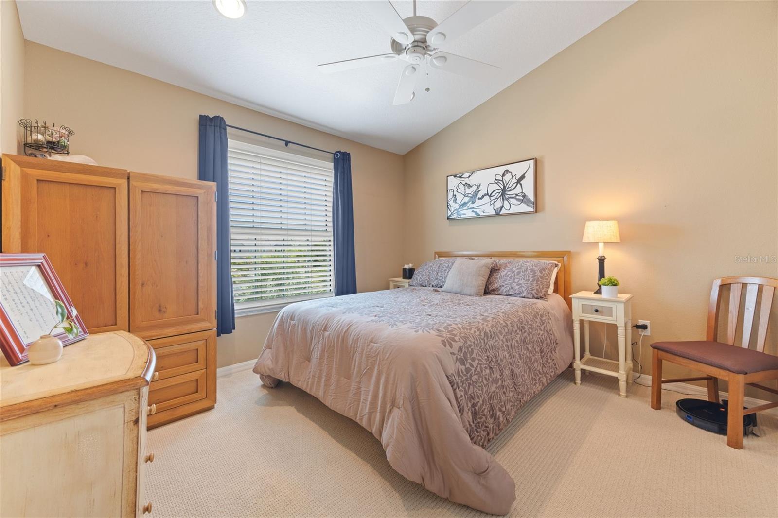 BAYSHORE TWNHS - Residential