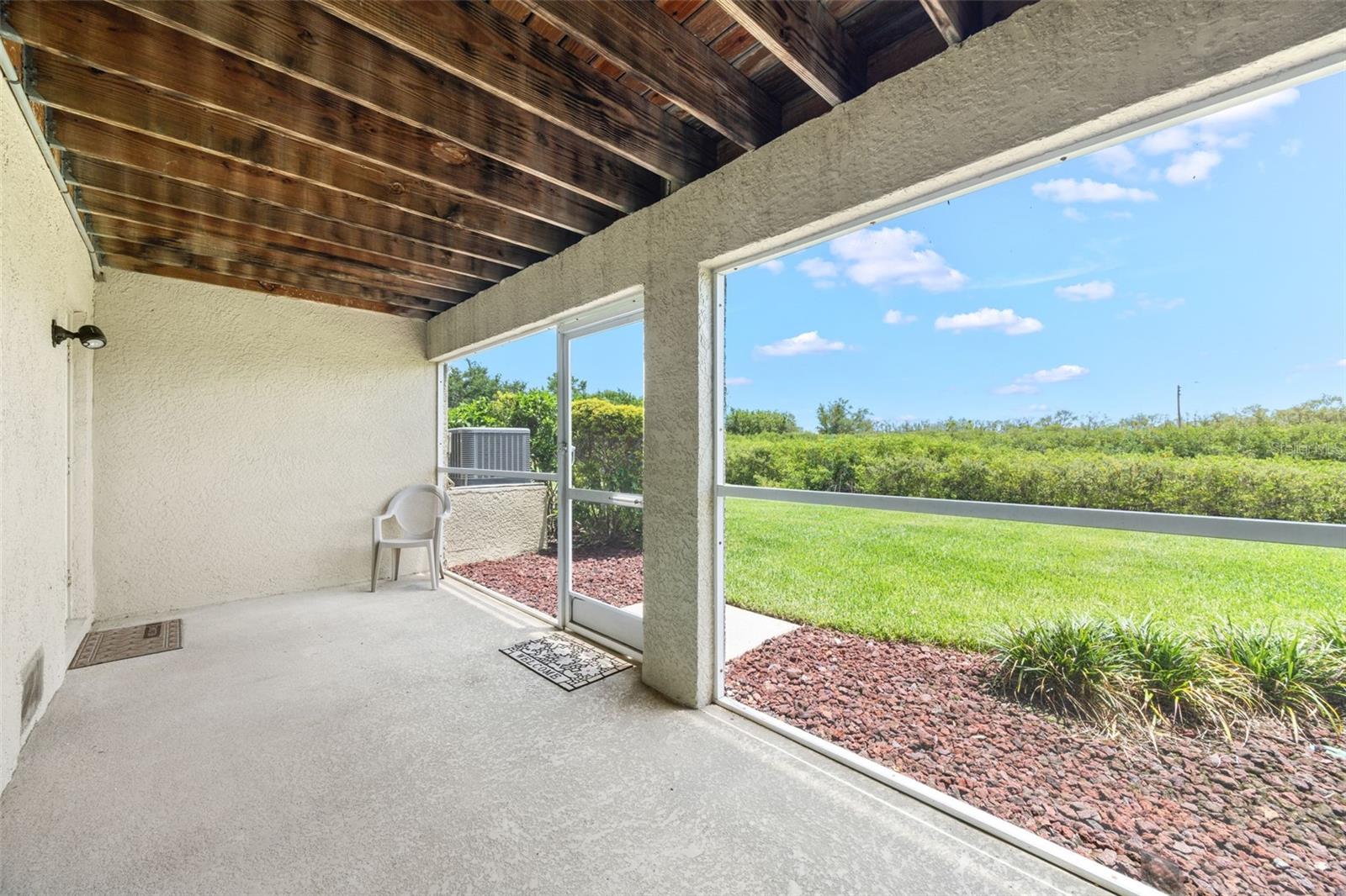 BAYSHORE TWNHS - Residential