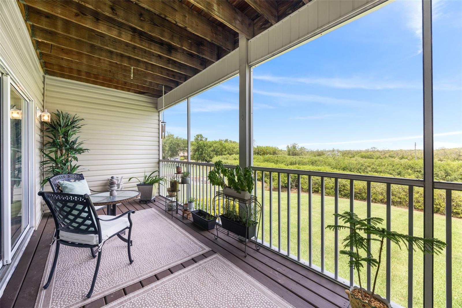 BAYSHORE TWNHS - Residential