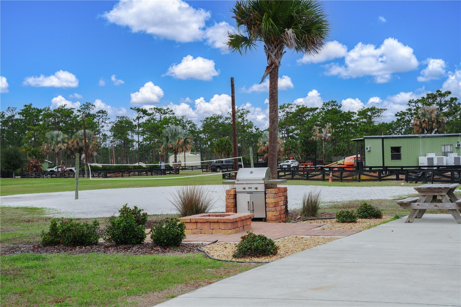 NONRESIDENTIAL CONDO - Land