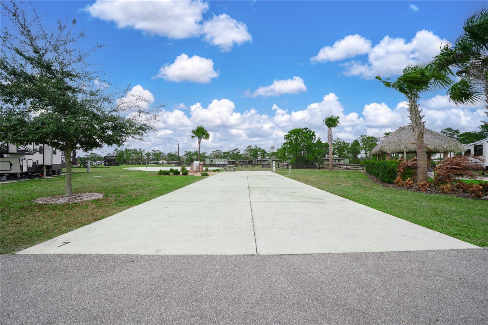 NONRESIDENTIAL CONDO - Land