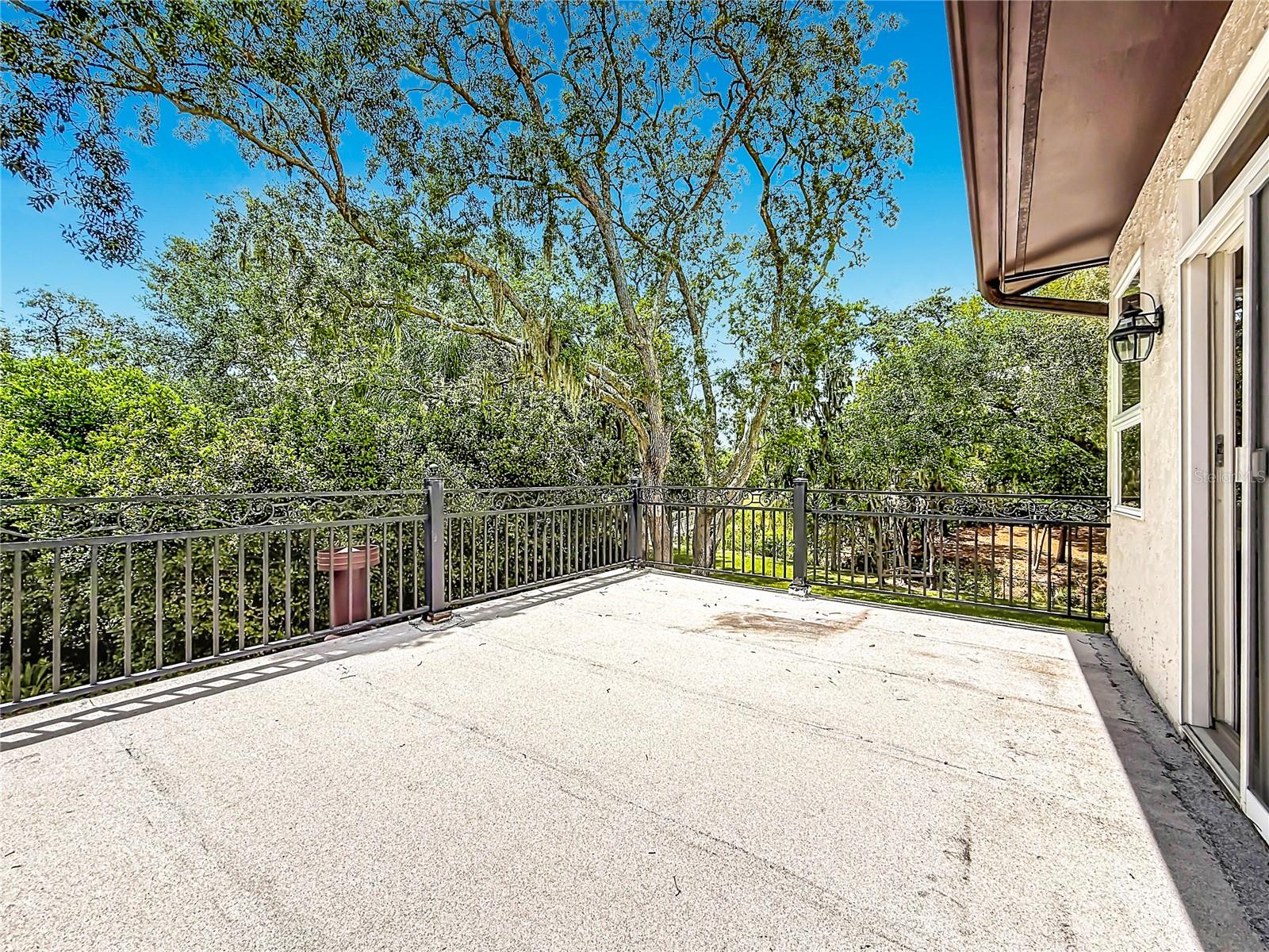 SPANISH TRAILS - Residential