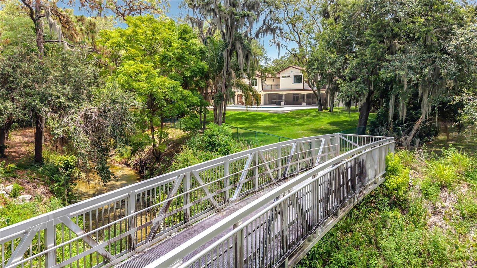 SPANISH TRAILS - Residential