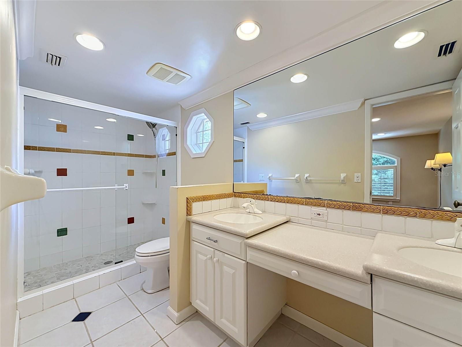 SPANISH TRAILS - Residential