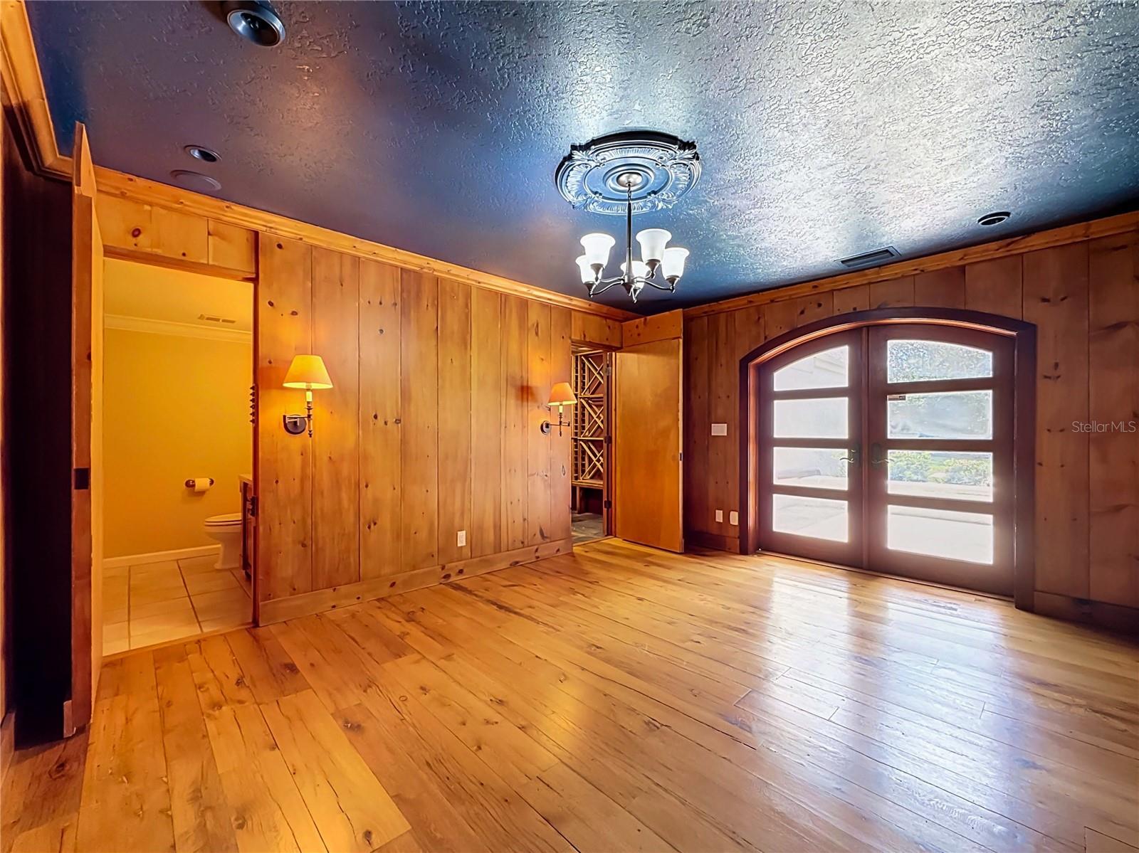 SPANISH TRAILS - Residential
