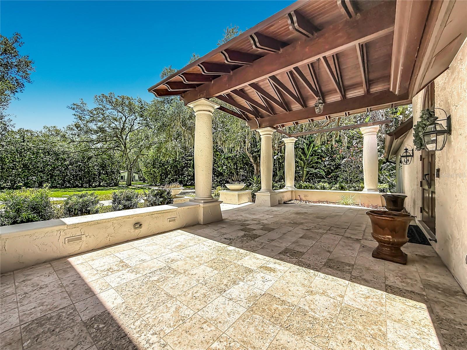 SPANISH TRAILS - Residential