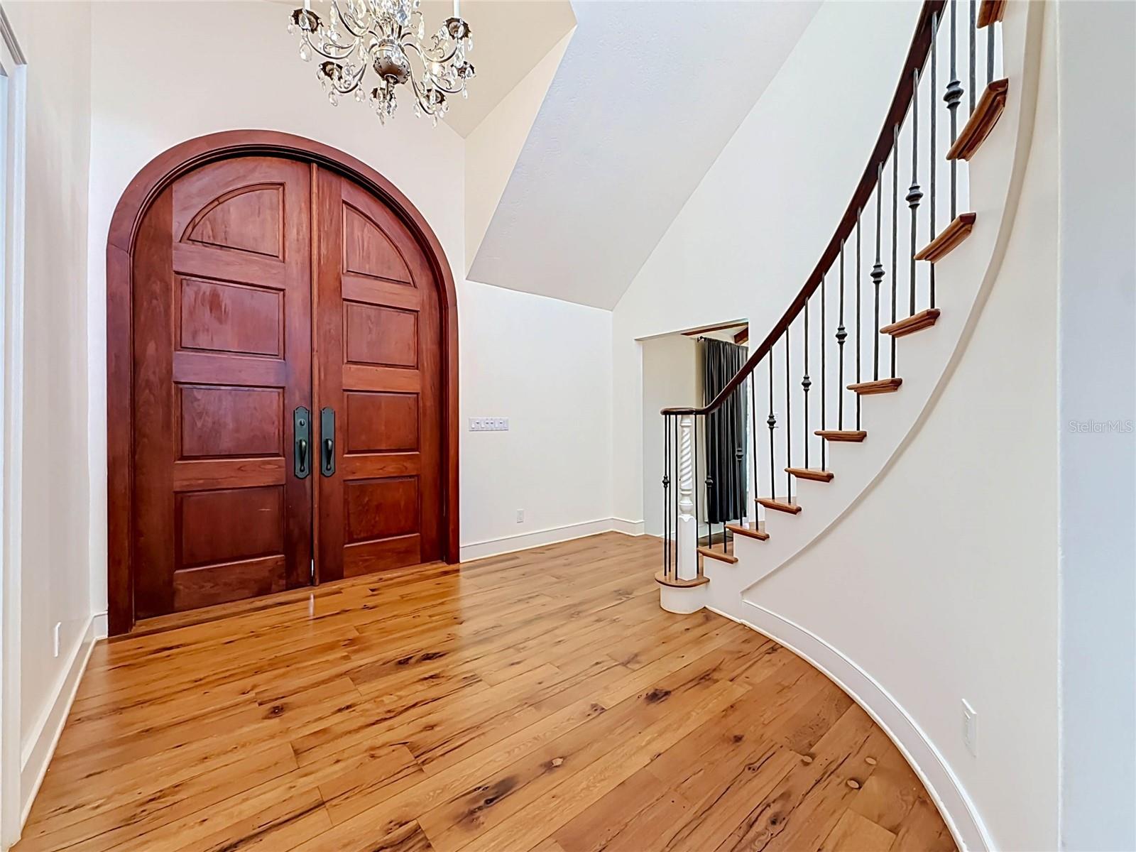 SPANISH TRAILS - Residential