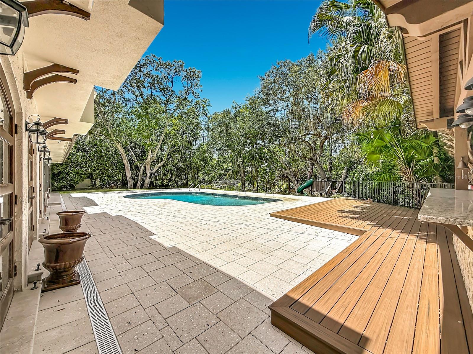 SPANISH TRAILS - Residential
