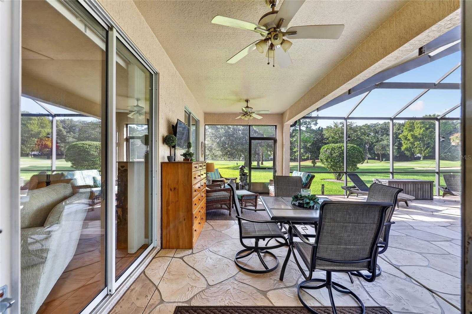 SUMMERGLEN PH 04 - Residential