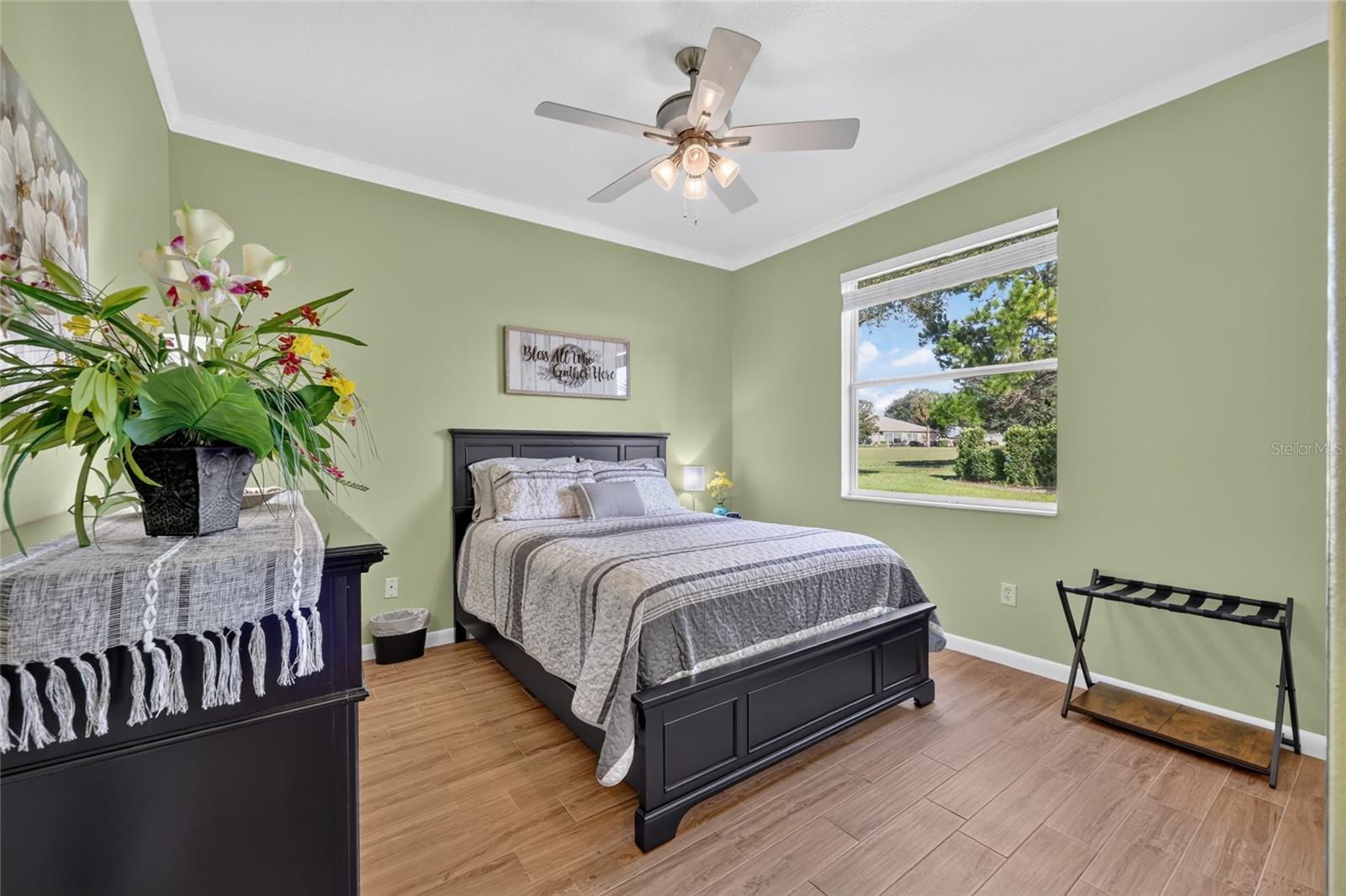 SUMMERGLEN PH 04 - Residential