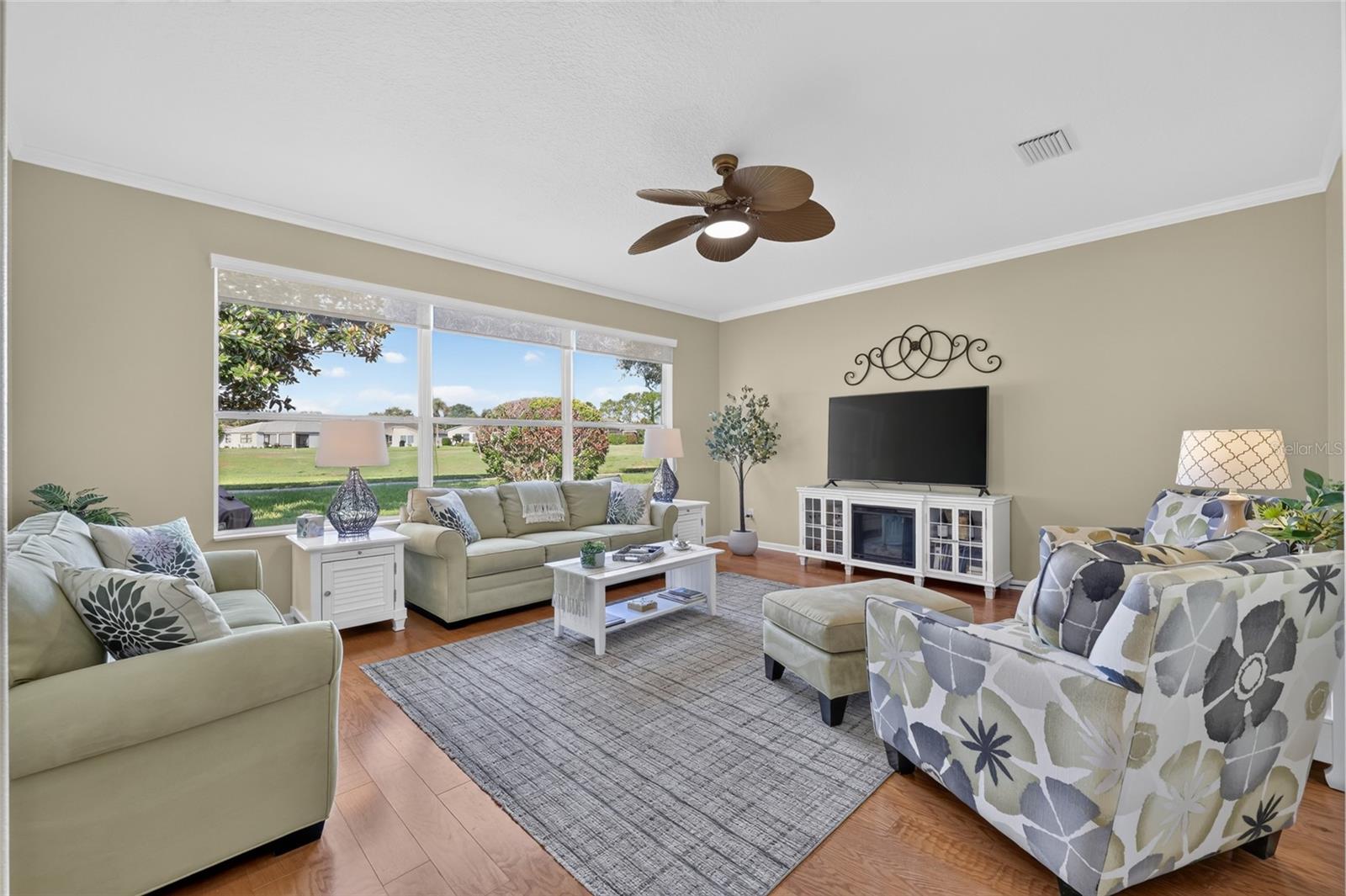 SUMMERGLEN PH 04 - Residential