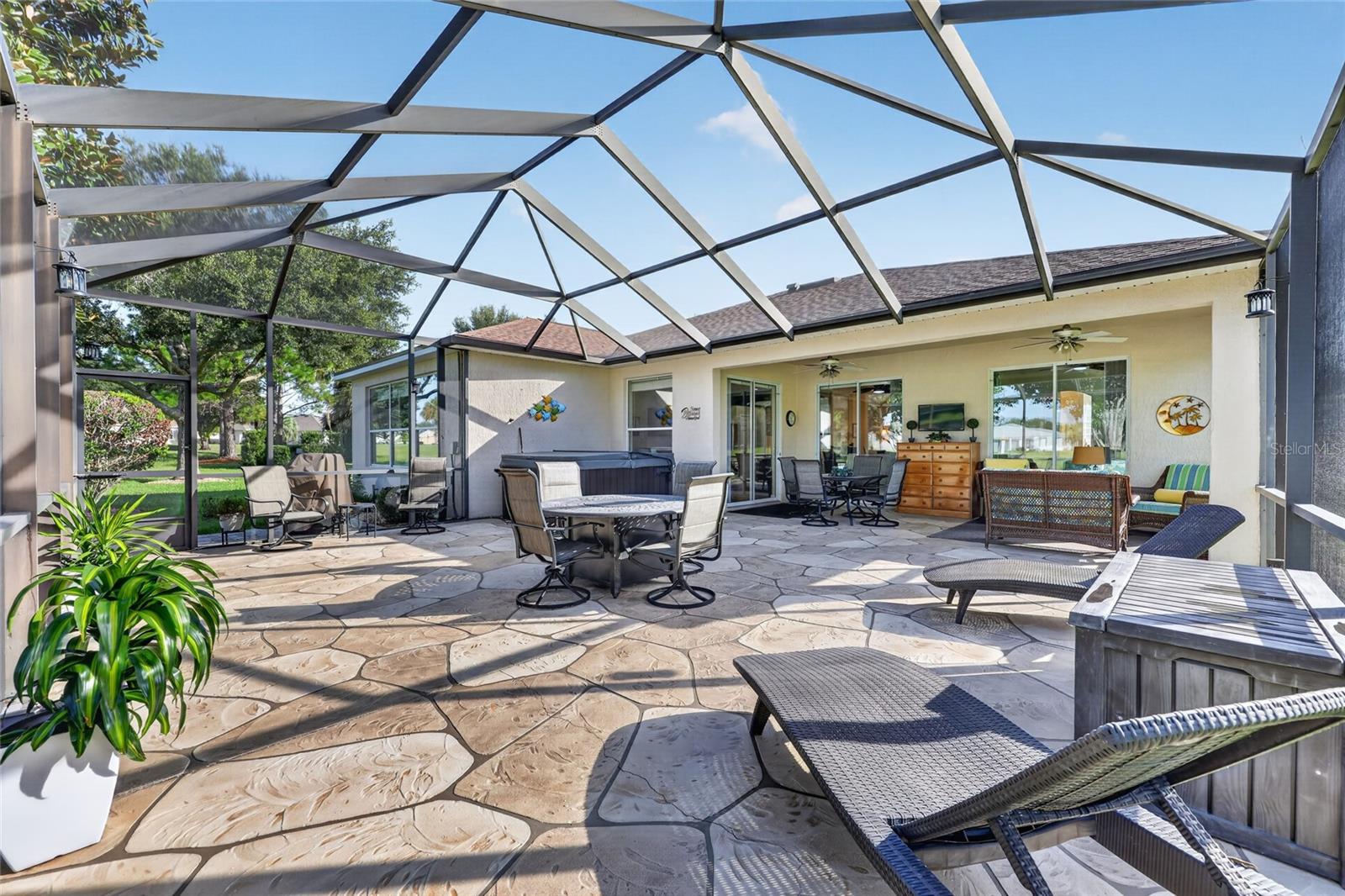 SUMMERGLEN PH 04 - Residential