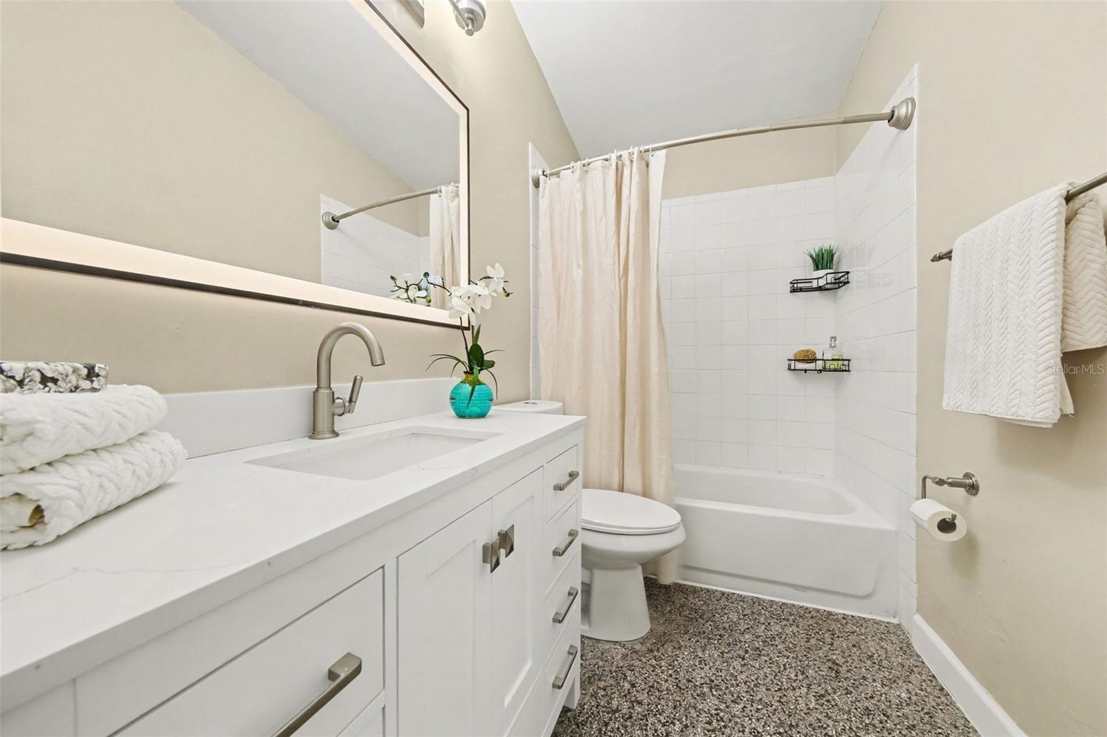 SUBURBAN HOMES FIRST ADD - Residential