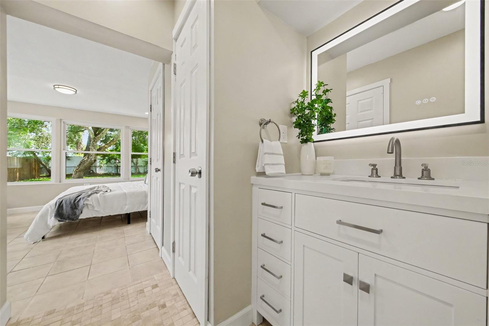 SUBURBAN HOMES FIRST ADD - Residential