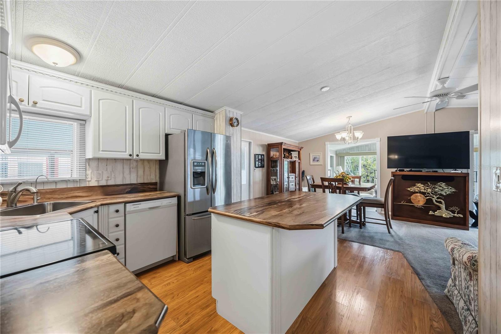 LAZY RIVER MHP - Residential