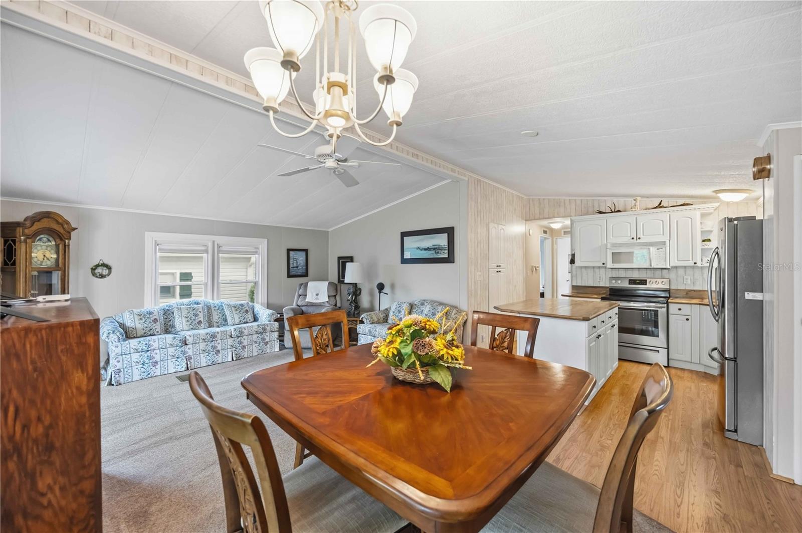 LAZY RIVER MHP - Residential