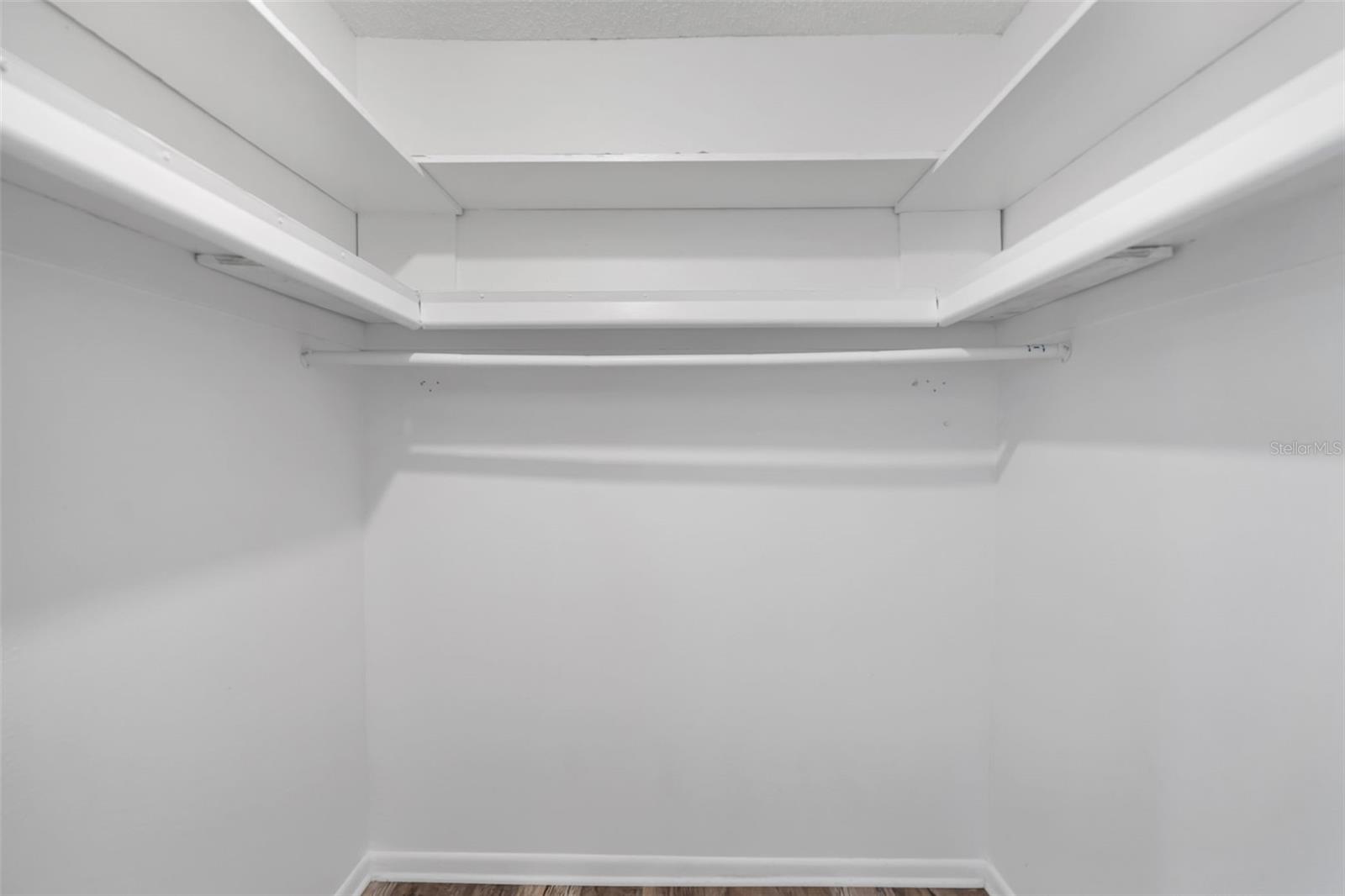 WINDHOVER CONDO - Residential