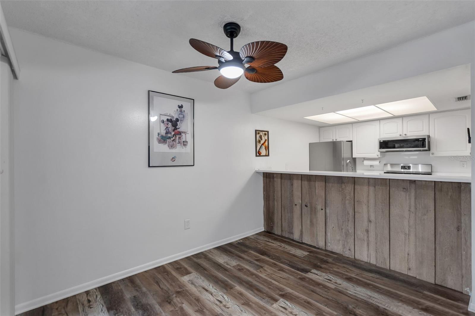 WINDHOVER CONDO - Residential