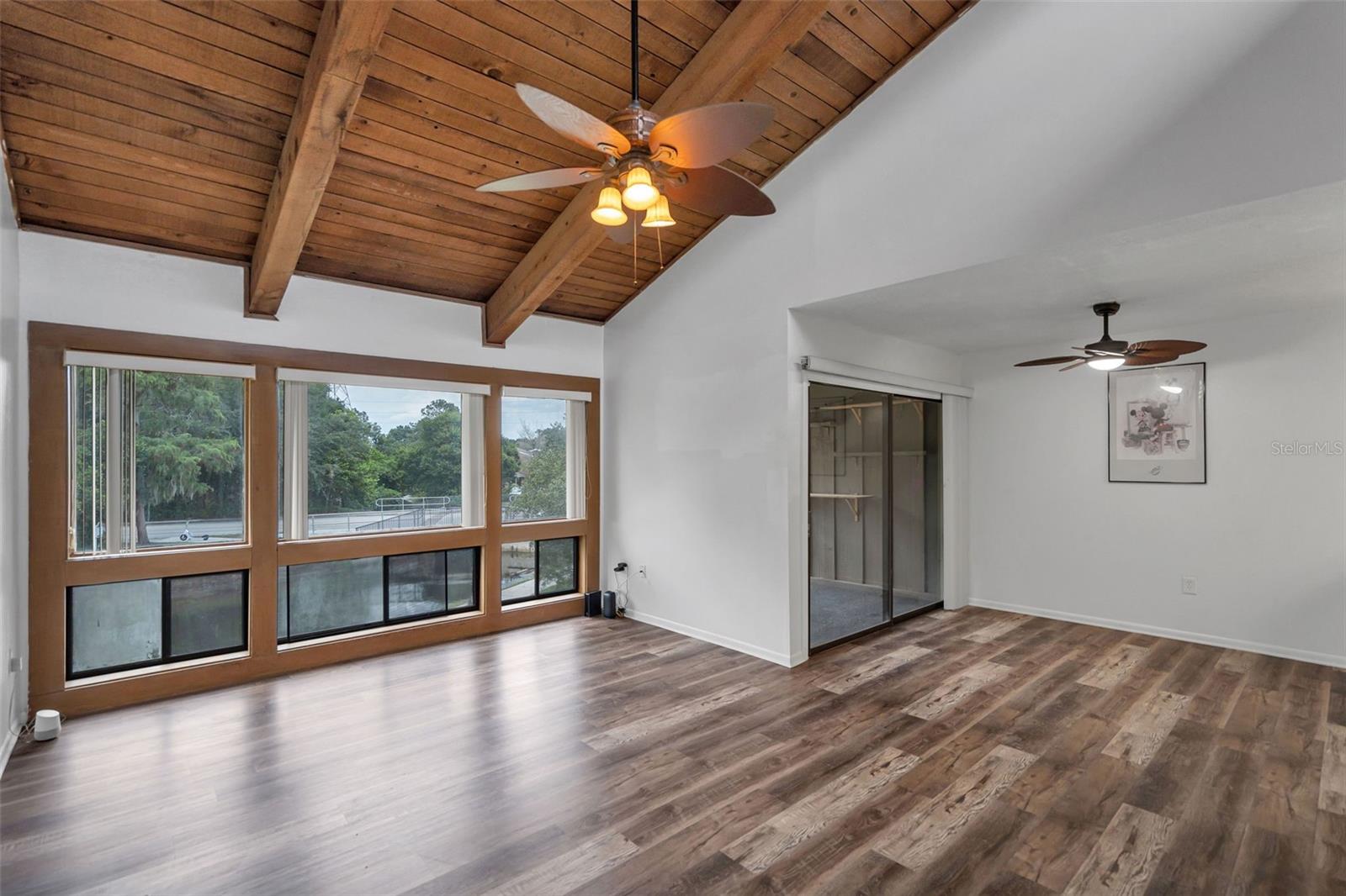 WINDHOVER CONDO - Residential