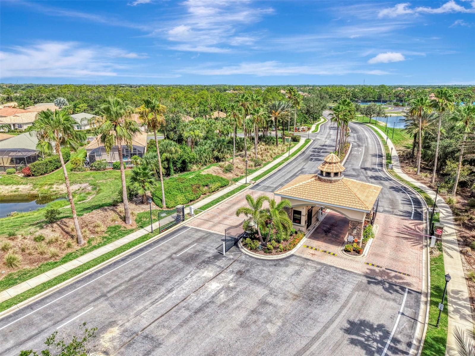 STONEYBROOK AT VENICE - Residential