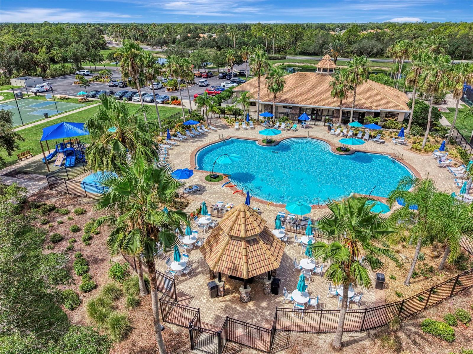STONEYBROOK AT VENICE - Residential