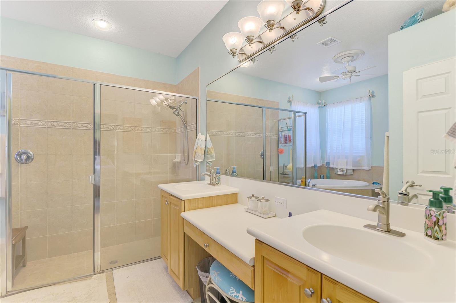 STONEYBROOK AT VENICE - Residential