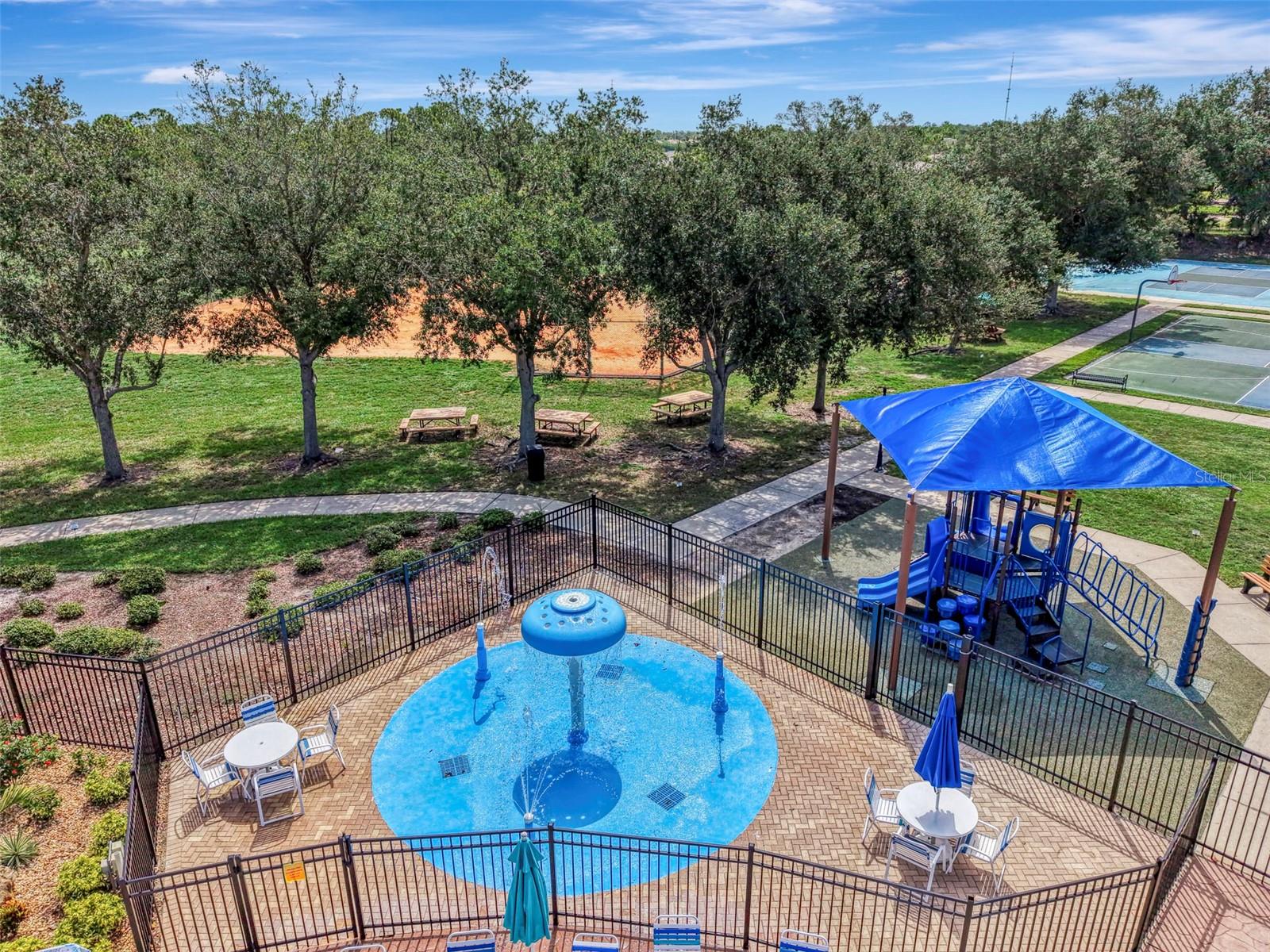 STONEYBROOK AT VENICE - Residential