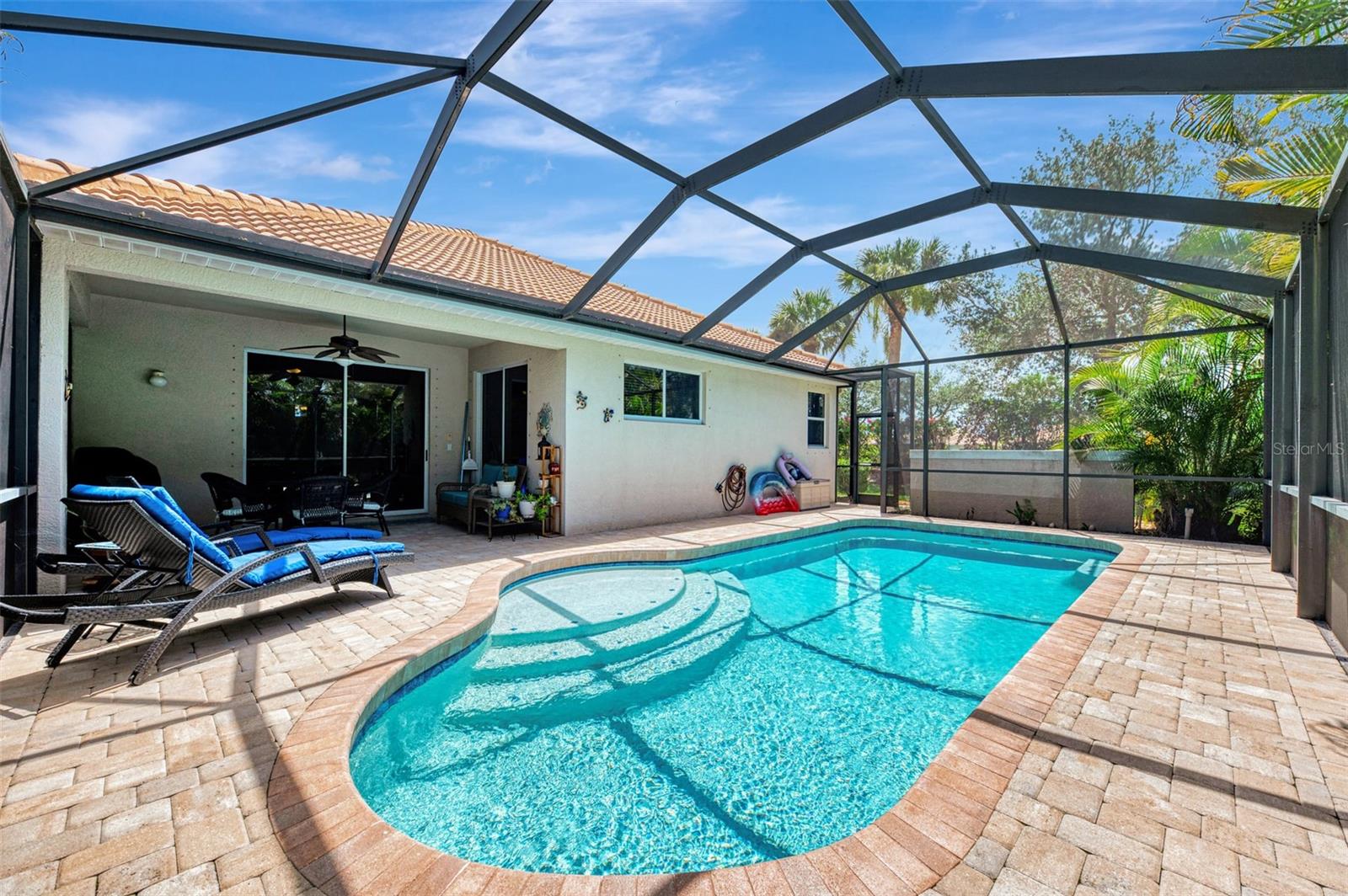 STONEYBROOK AT VENICE - Residential