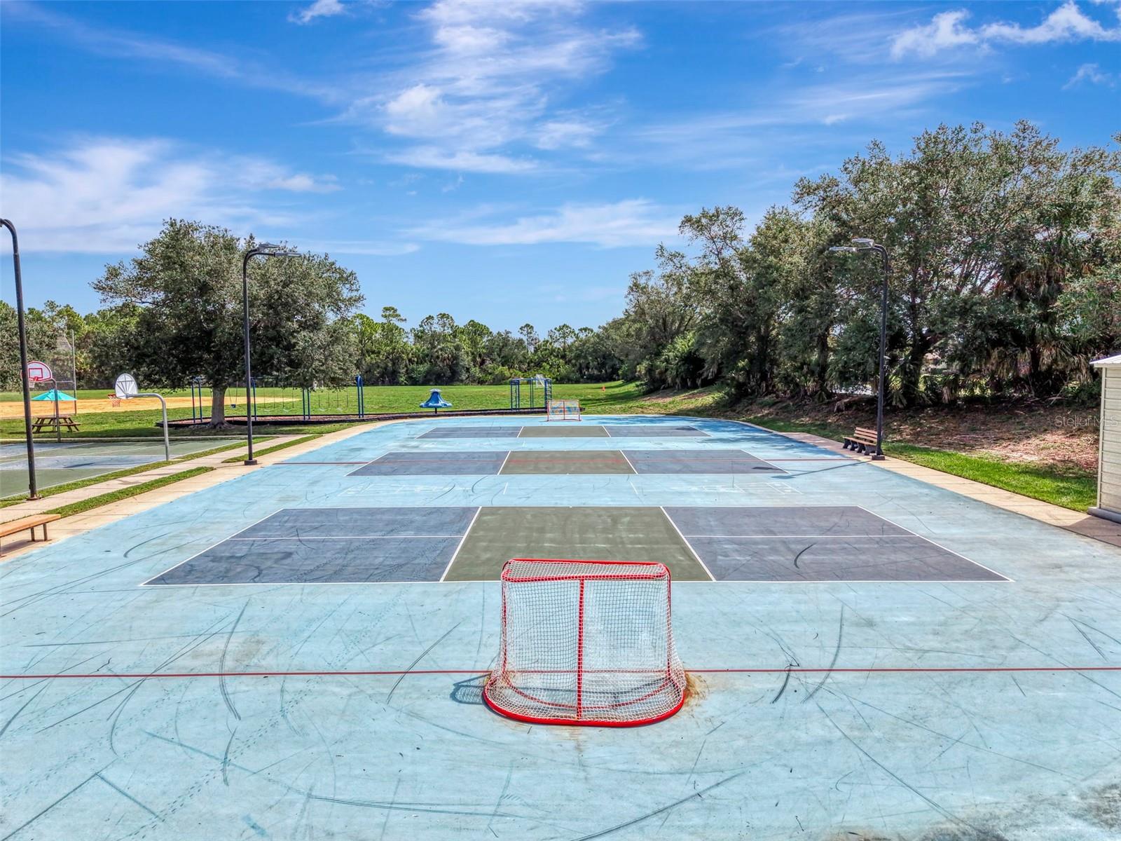 STONEYBROOK AT VENICE - Residential