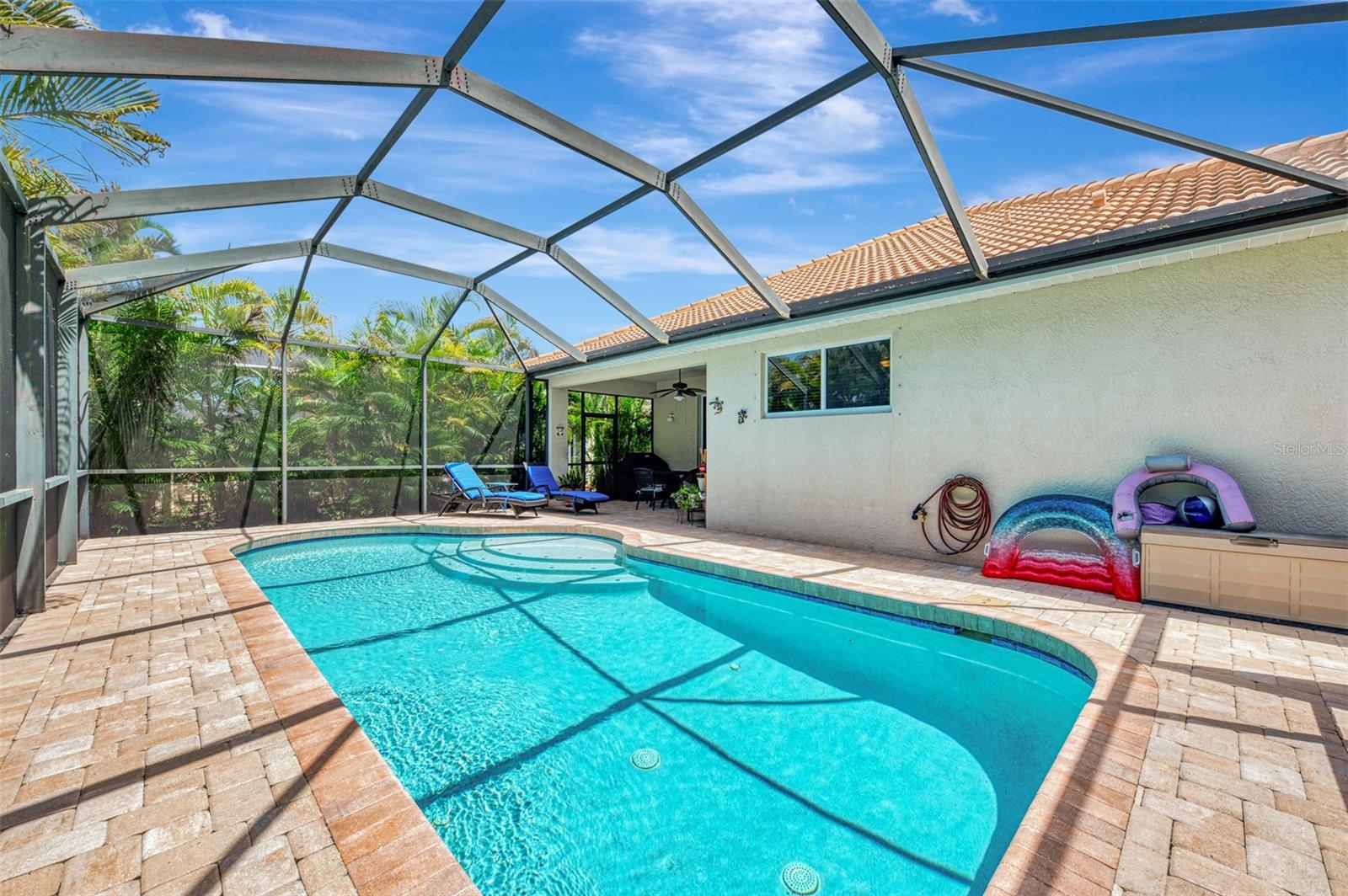 STONEYBROOK AT VENICE - Residential