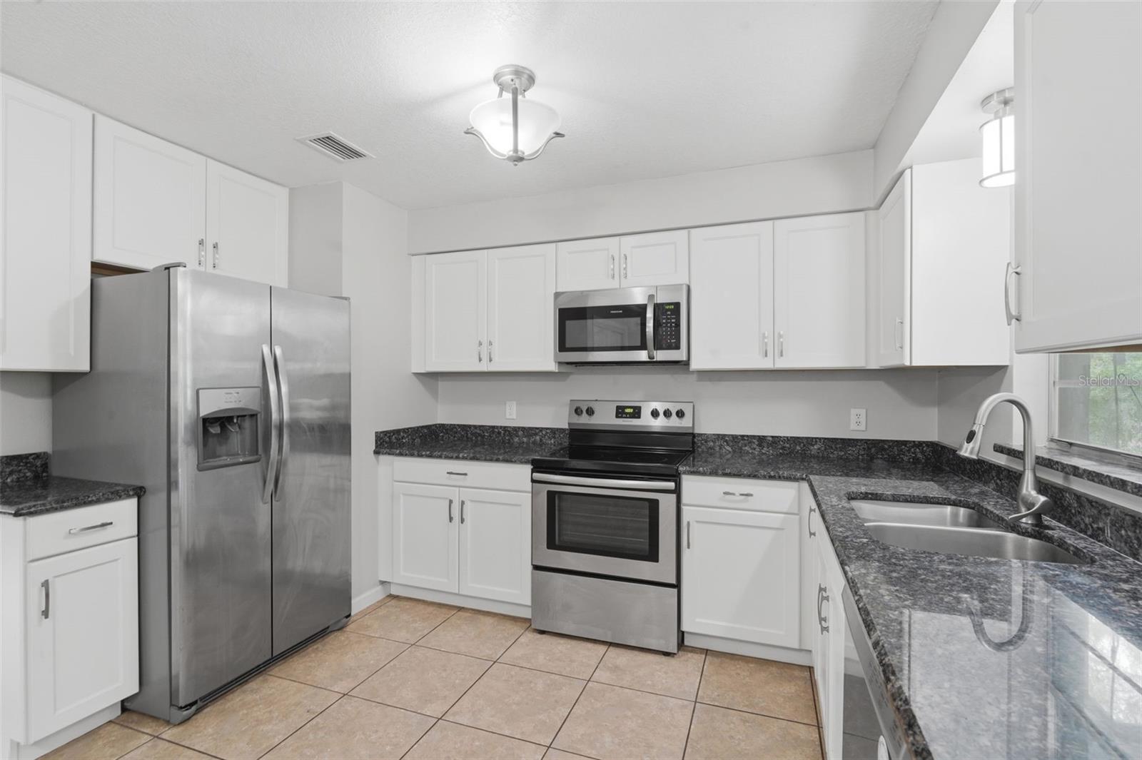 STETSON GARDENS - Residential