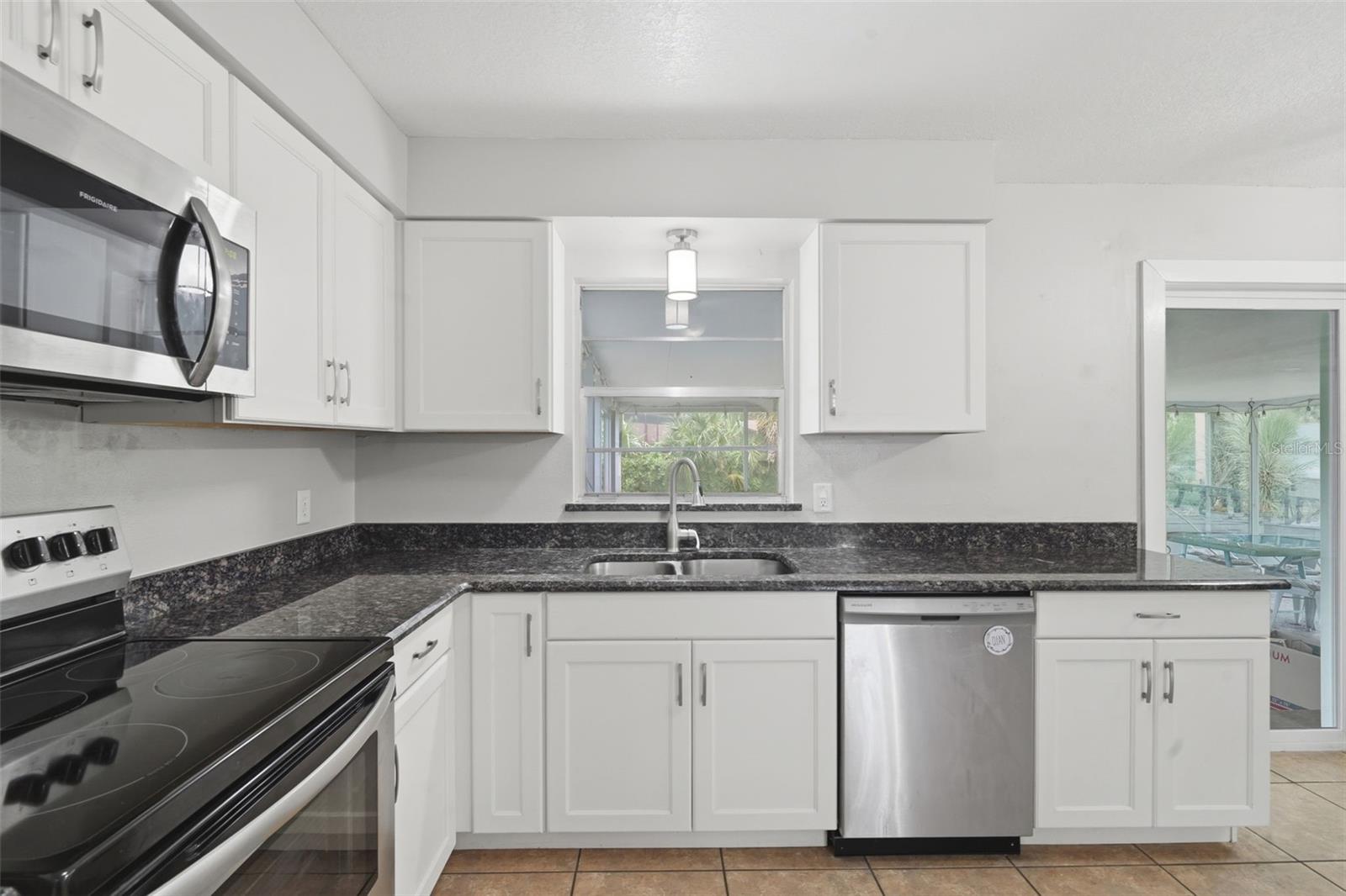 STETSON GARDENS - Residential