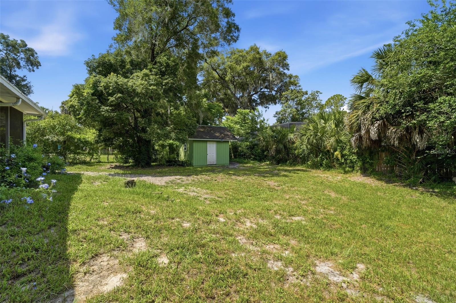 STETSON GARDENS - Residential