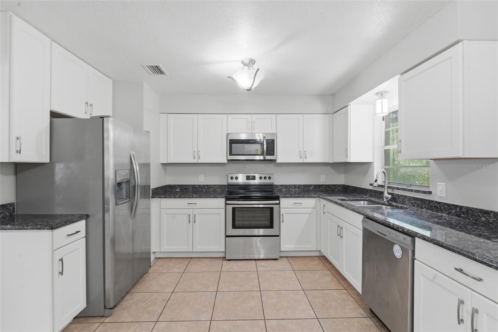 STETSON GARDENS - Residential