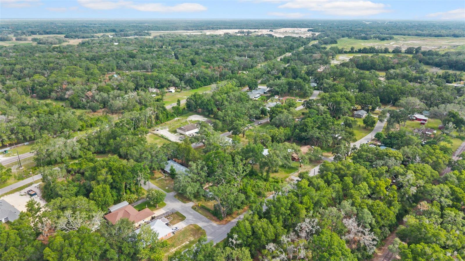 PASCO LAKES ESTATES - Land