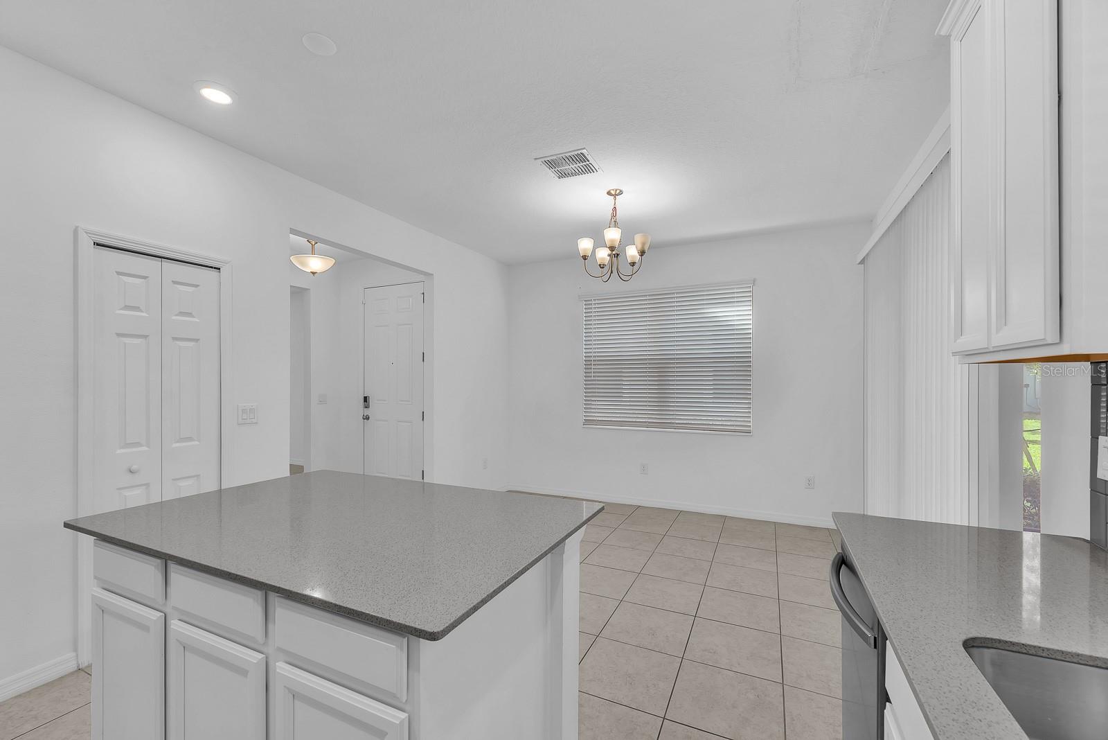FISHHAWK RANCH WEST TWNHMS - Residential