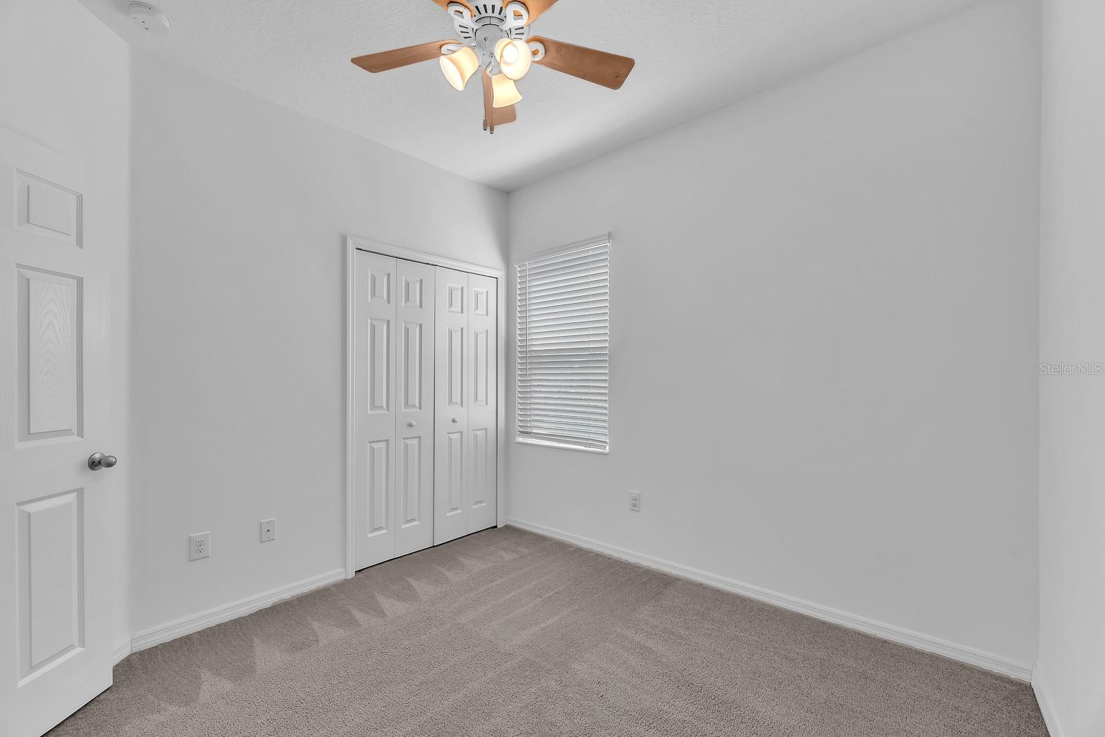 FISHHAWK RANCH WEST TWNHMS - Residential
