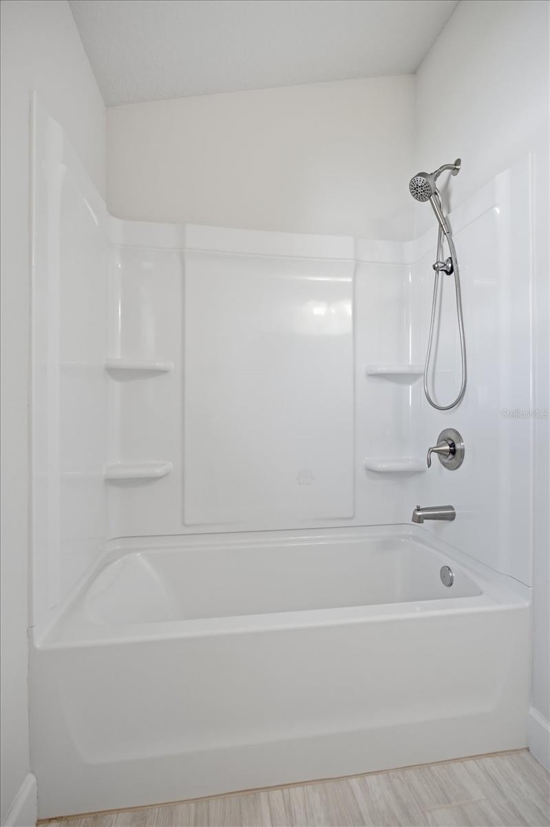 ABBEY GLEN - Residential