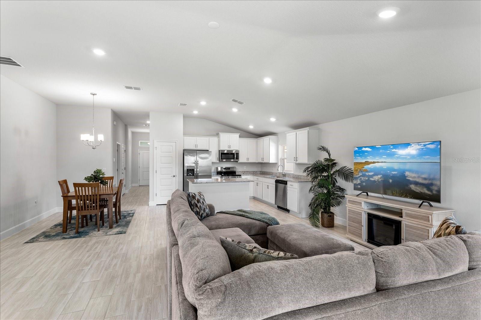 ABBEY GLEN - Residential