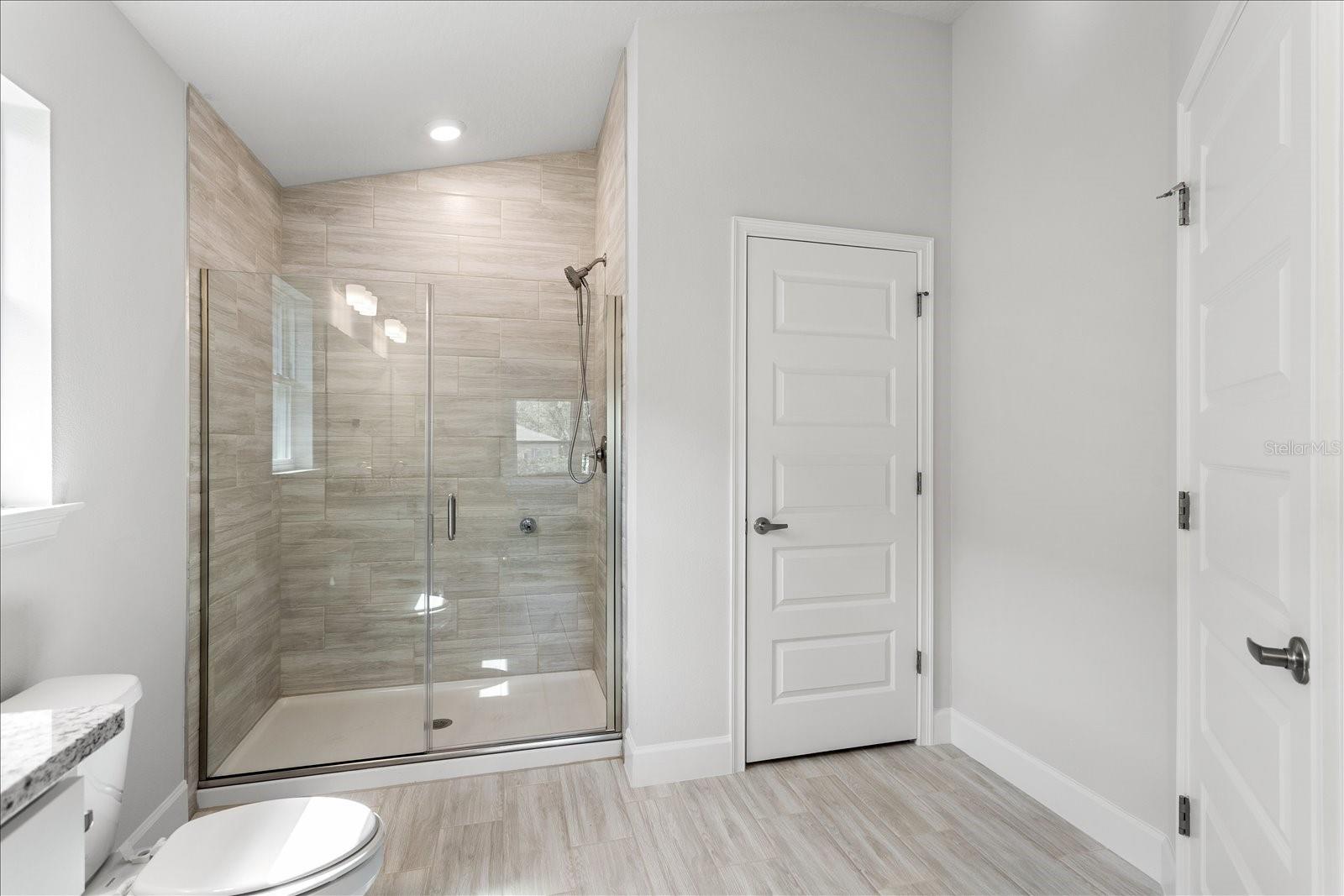 ABBEY GLEN - Residential