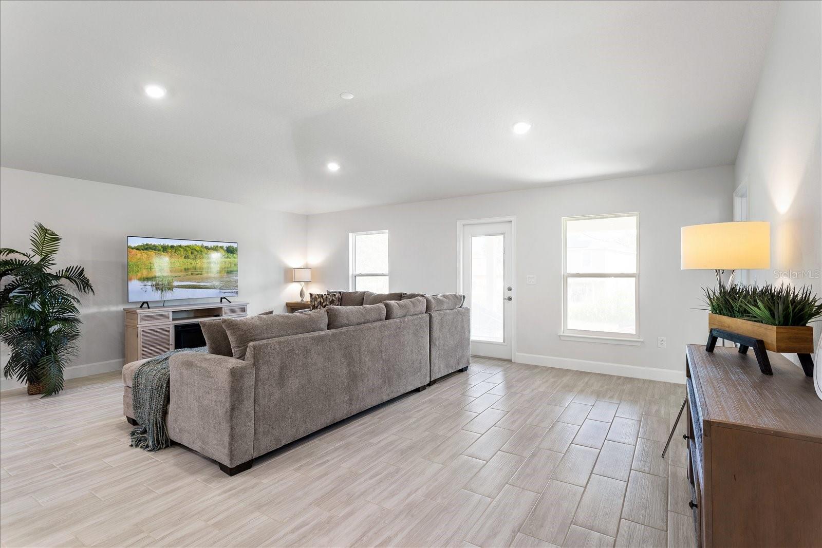 ABBEY GLEN - Residential